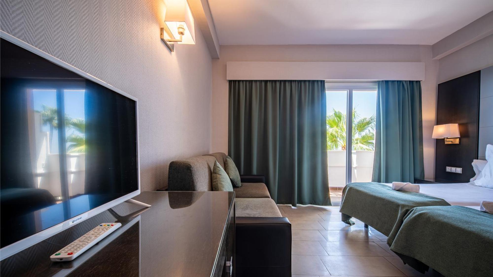 Hotel Pato Amarillo à Punta Umbría Extérieur photo